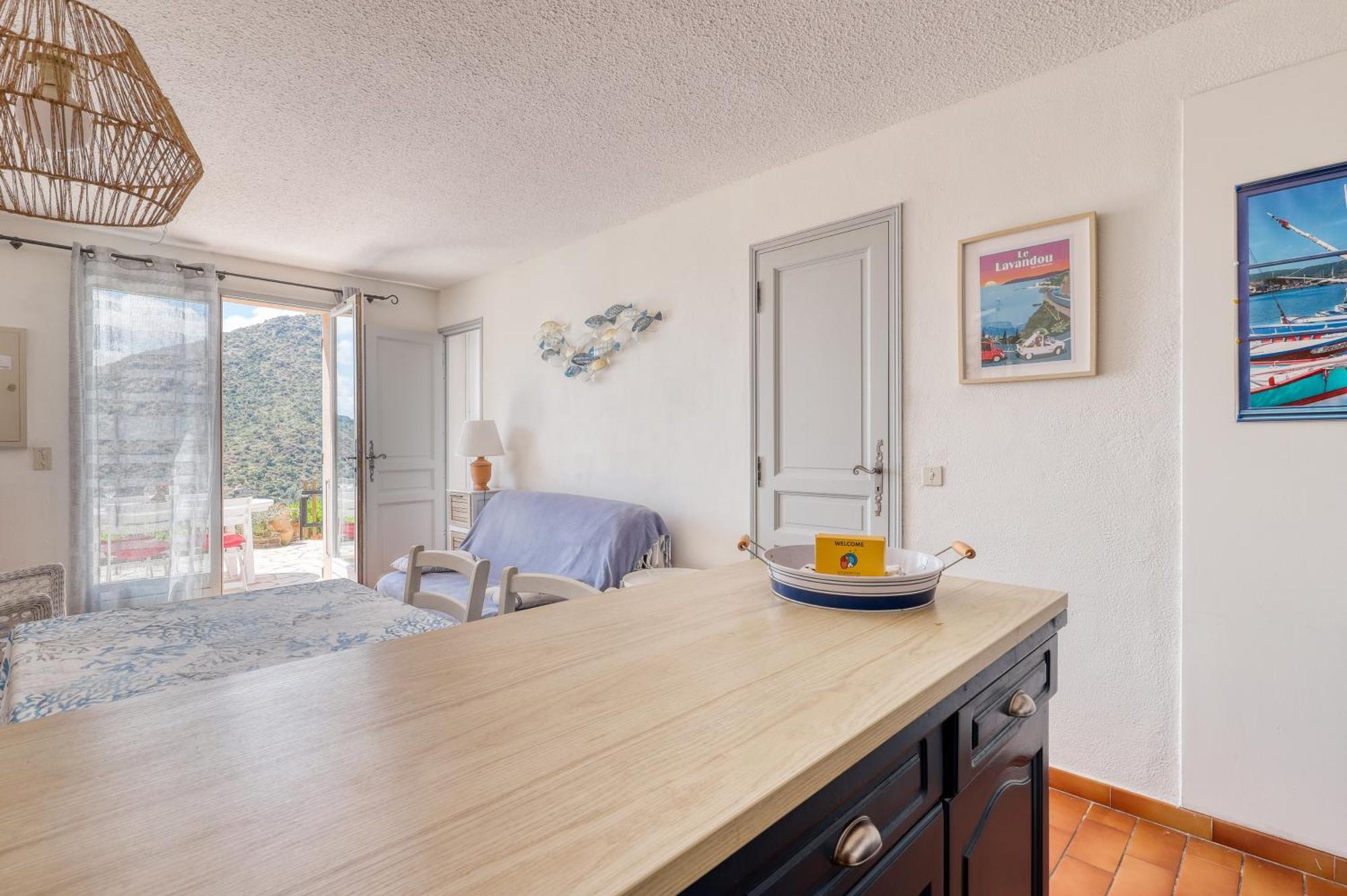 Exceptional View In Saint-Clair For 4 People Lejlighed Le Lavandou Eksteriør billede