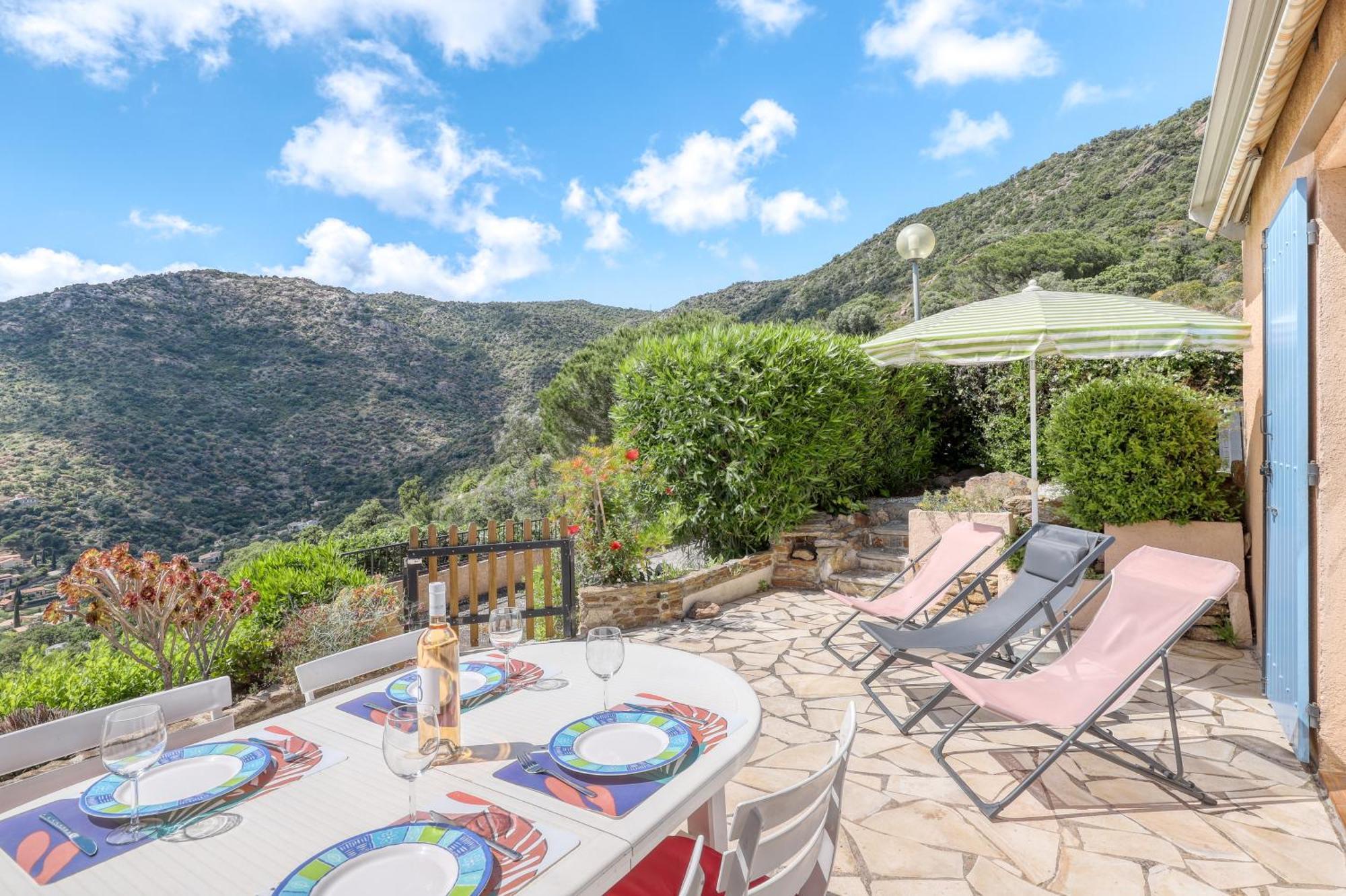 Exceptional View In Saint-Clair For 4 People Lejlighed Le Lavandou Eksteriør billede